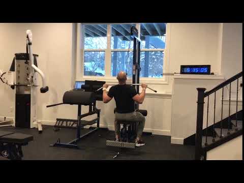 Wide Grip Lat Pulldown