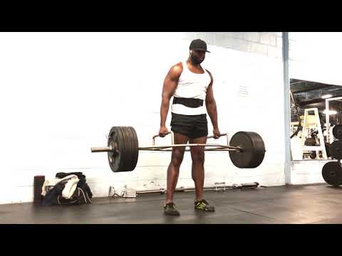 Lee Boyce Trap Bar Deadlift 515x3